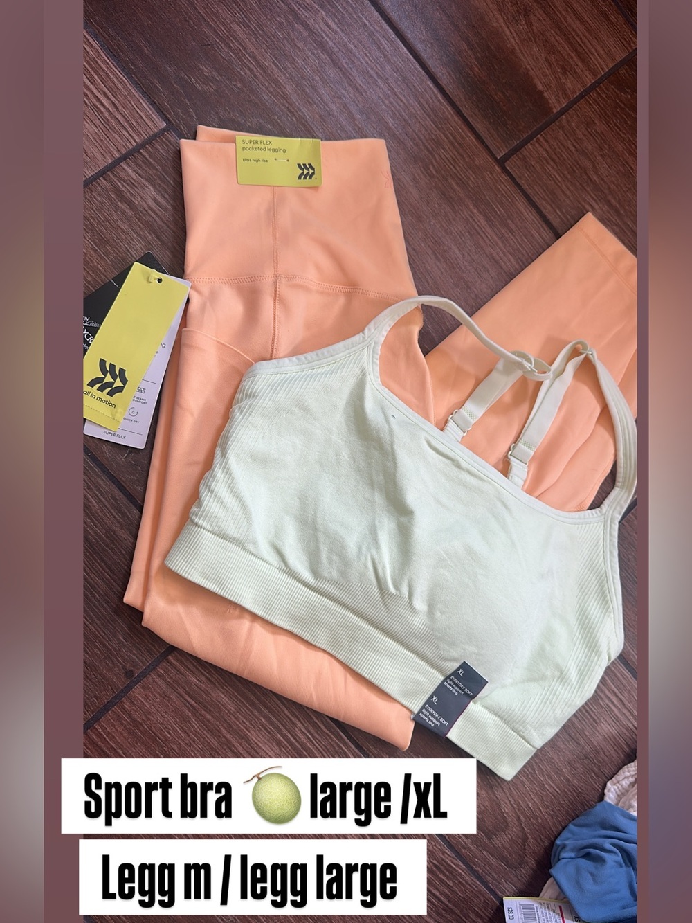 All in motion set Peach Active Leggings with Light Green Sports Bra